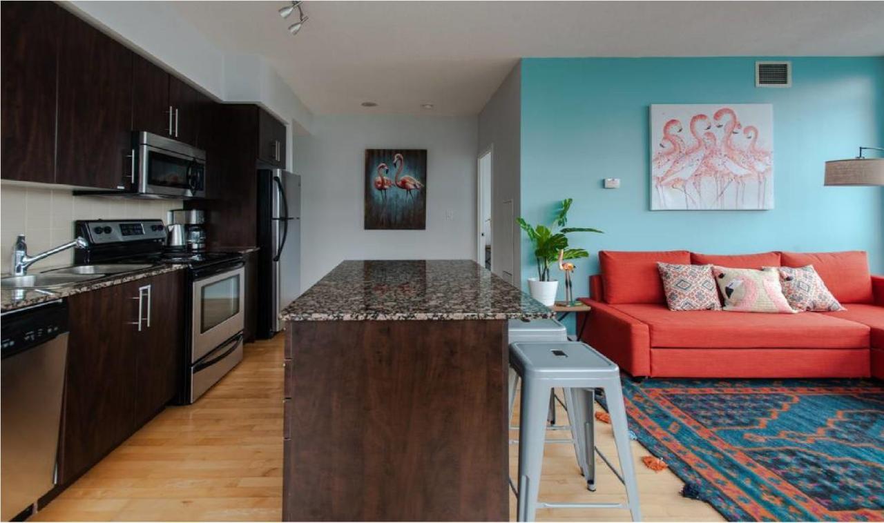 Toronto Downtown Core Two Bedroom Condo With Cn Tower View, Free Parking Exteriör bild